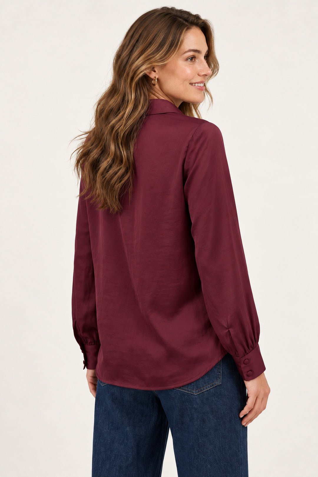 Vino Neck Shirt with Open Seam Sleeve
