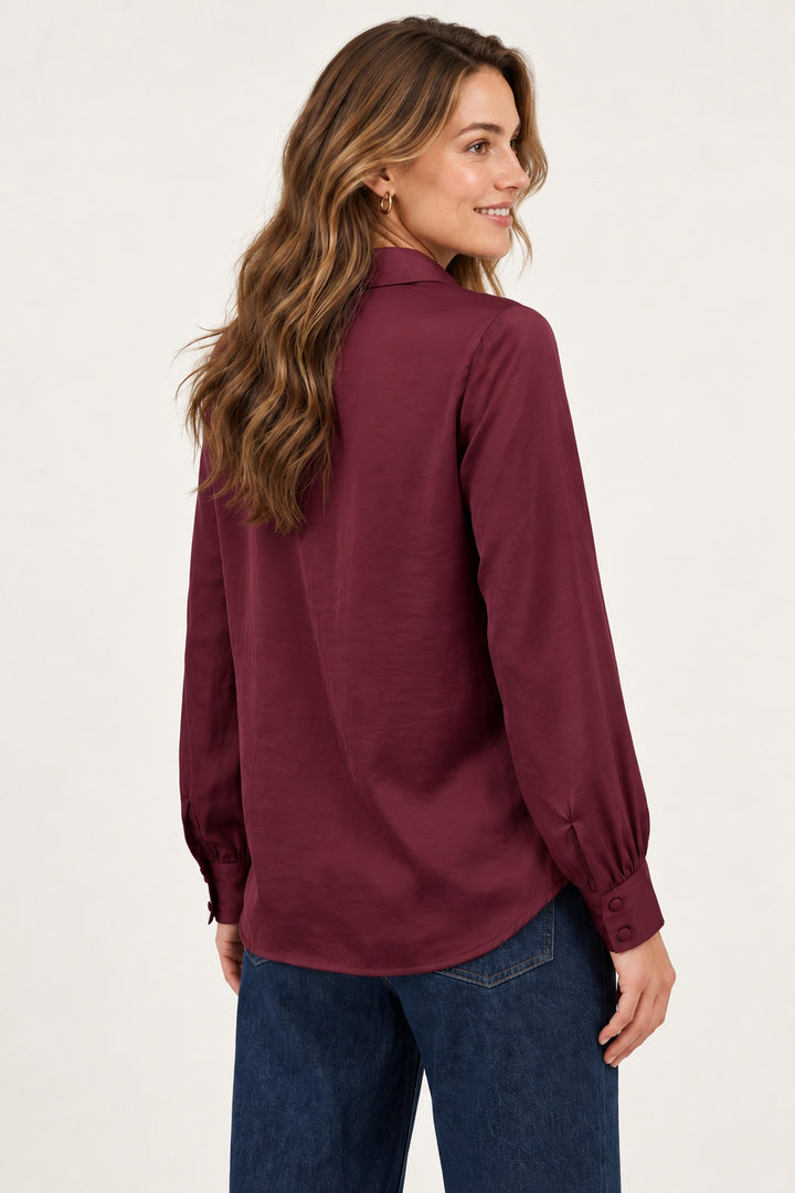 Vino Neck Shirt with Open Seam Sleeve
