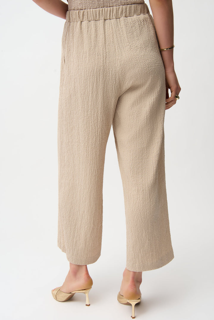 Seersucker Pull-On Crop Pants With Front Pockets - Joseph Ribkoff
