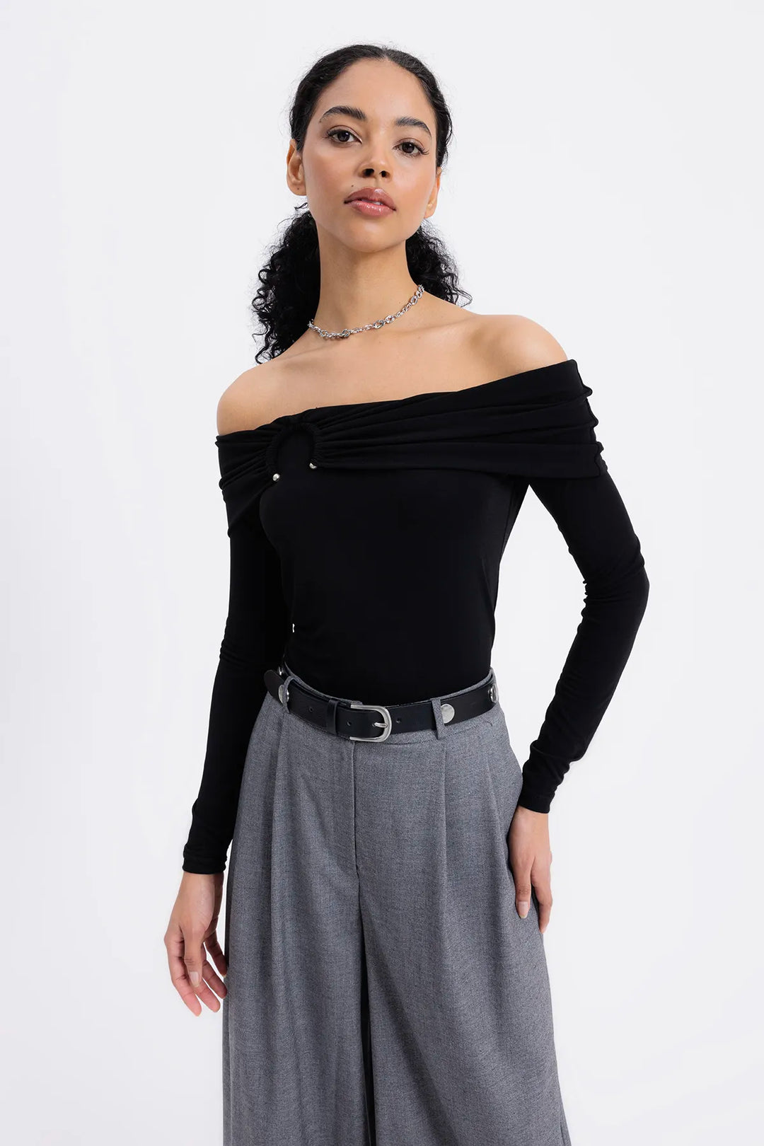 Gia Black Off-Shoulder Top