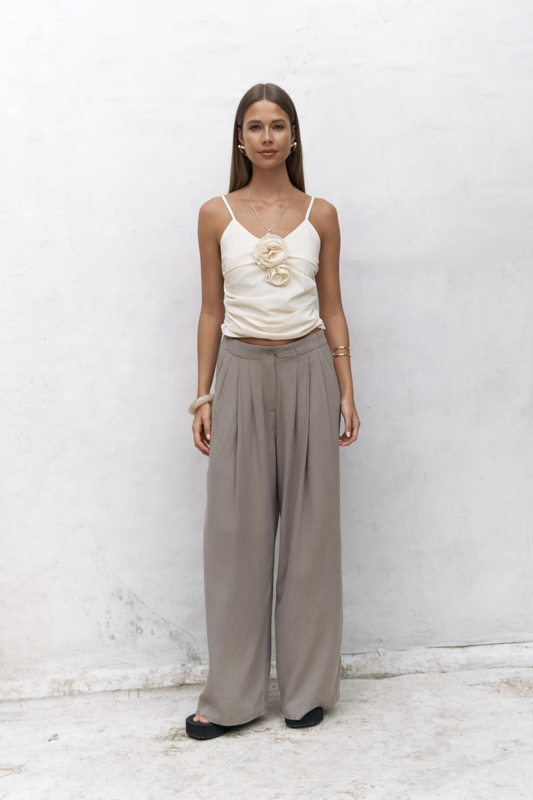 Isla Rose Detail Crop - Off White